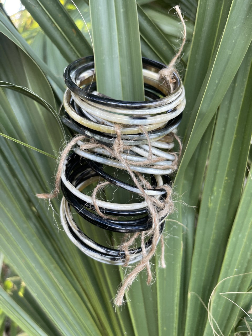 Cowhorn Bangle 3-4mm Set/3