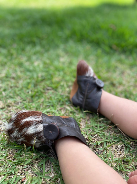 Button Bootie - Moccasins - genuine cowhide shoes