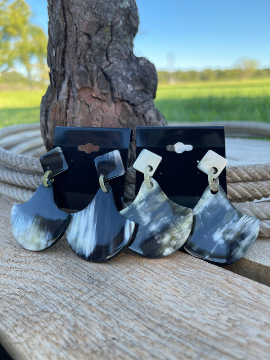 Cowhorn Dangle Earring